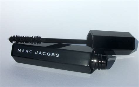 marc jacobs mascara dupe.